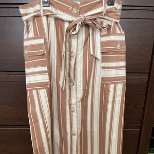 Beautiful and light weight unlined summer skirt